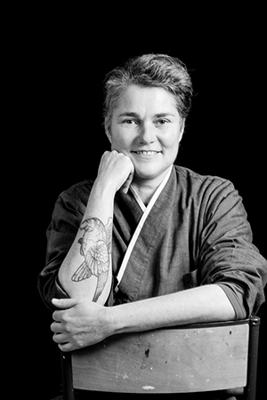 Mélanie cuisinière et vendeuse chez Daruma Del. l'equipe